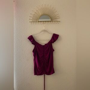 Ruffle top, Size Large, color is Magenta, lite weight,